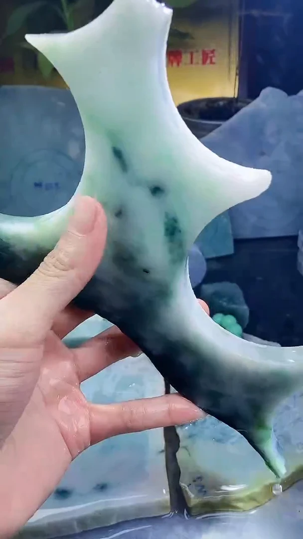 未镶嵌挂件翡翠小雨54