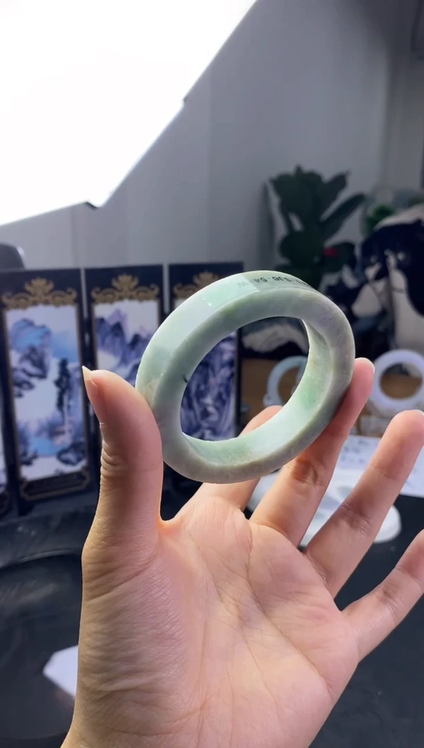 【闪购商品】定制翡翠正圈未镶嵌翡翠手镯