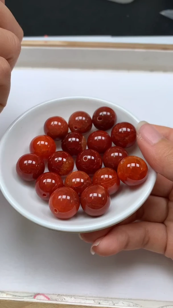 未镶嵌散珠玛瑙/玉髓E603龙鳞风血16mm2个8.8元（深）