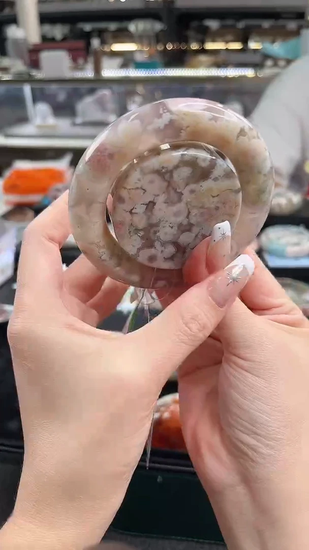 未镶嵌手镯石英质玉尘*丷圈口（赠品镯心）