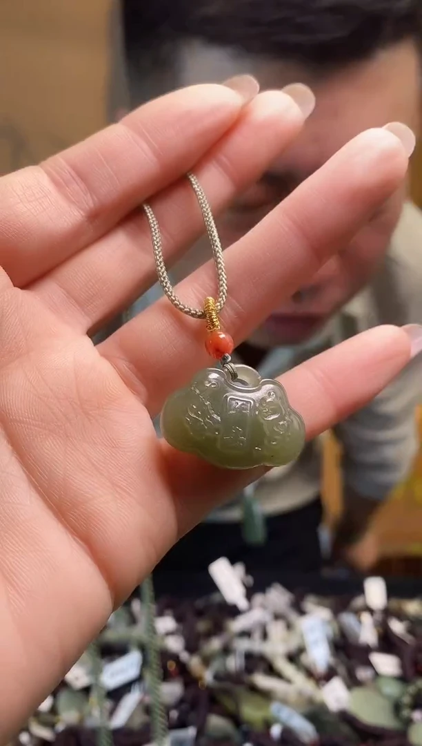 【闪购商品】和田玉颈饰未镶嵌多样性发货，拍一发一