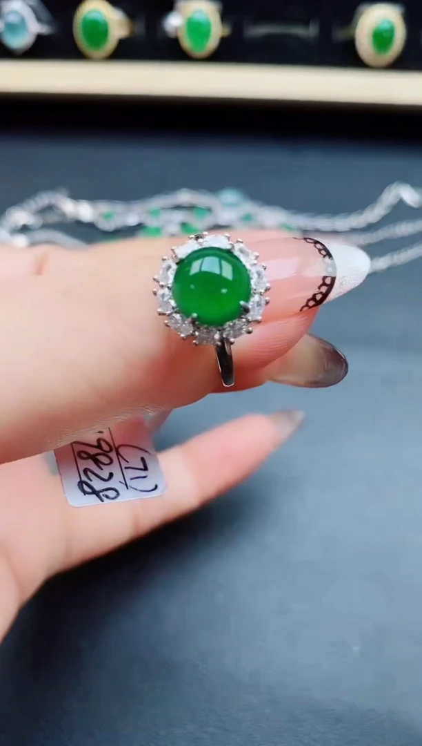 翡翠戒指银S925镶嵌50800