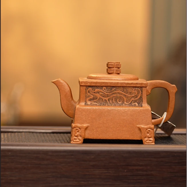 670 四方云鼎 340cc 蟹黄段