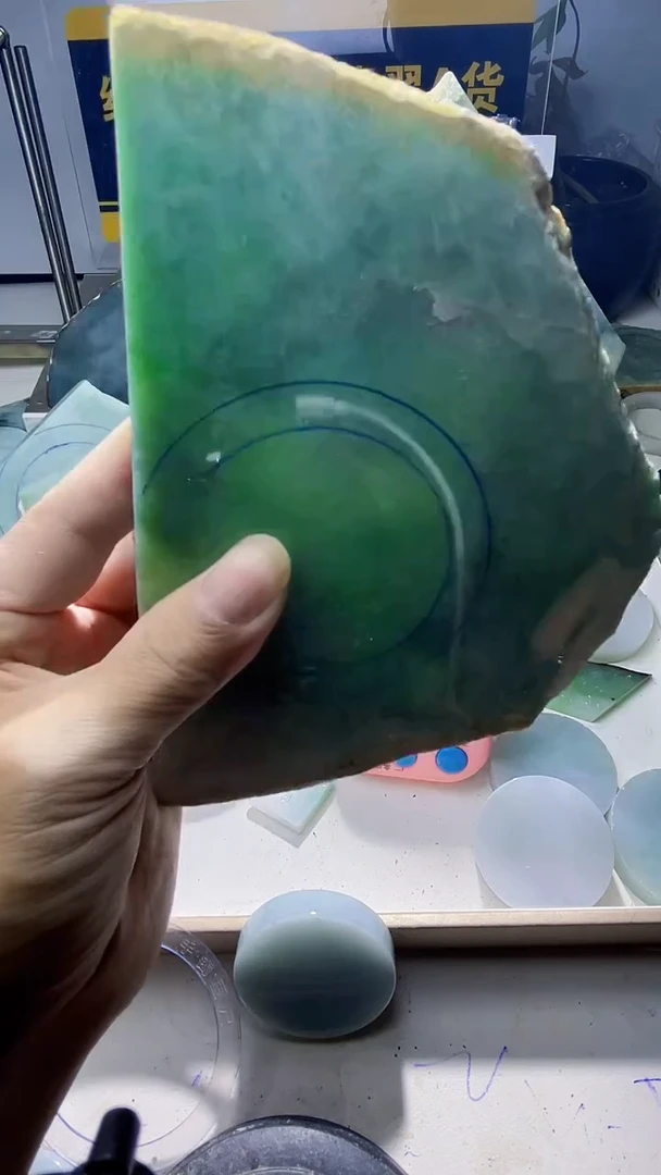 未镶嵌定制翡翠韋**伱翡翠
