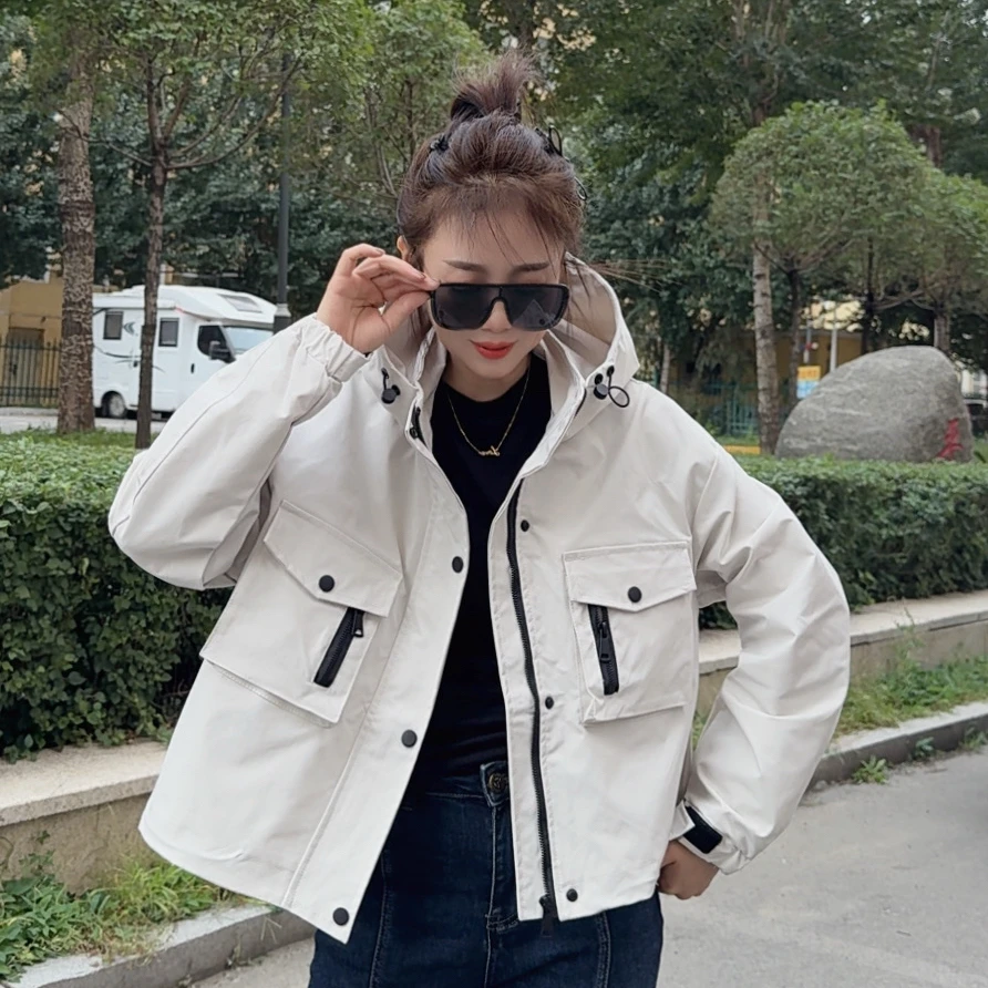 【静轩优选】秋季外套女休闲耐磨短外套潮流短款长袖连帽5827