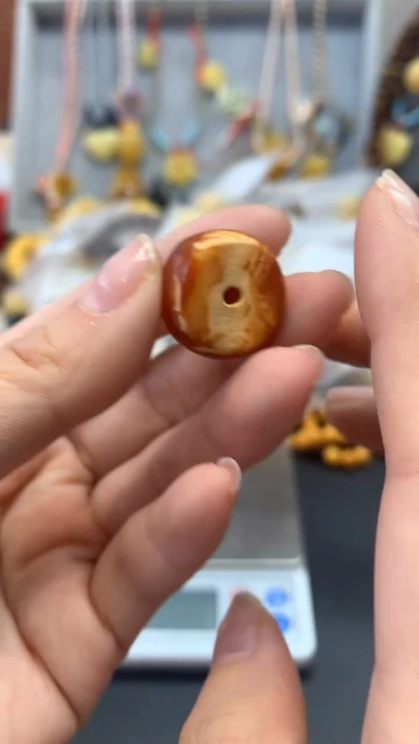 【闪购商品】琥珀珠宝奇石未镶嵌100