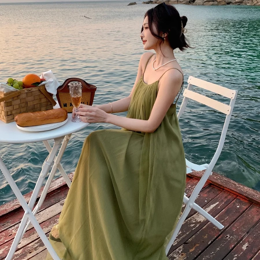 DIIIVERGOM夏季新款沙滩裙海边度假绿色性感露背吊带连衣裙长裙