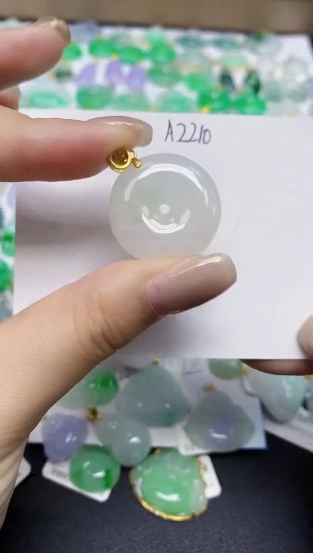 颈饰未镶嵌翡翠天然缅甸翡翠A货翡翠百元以上9元证书费自理