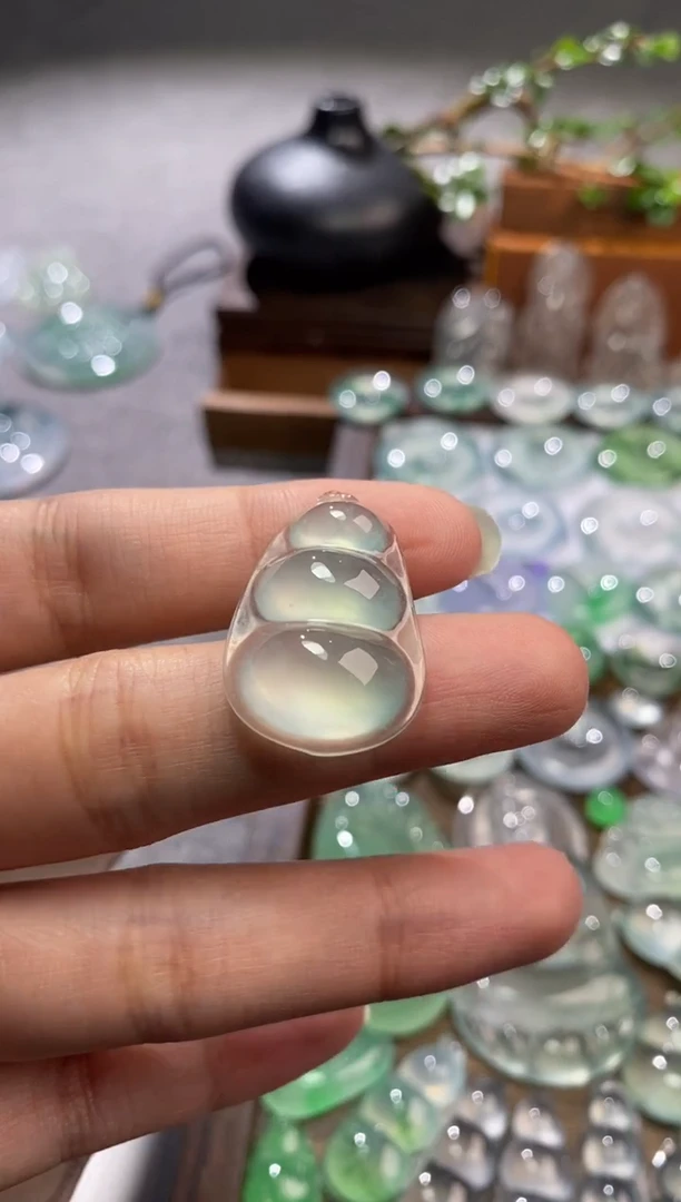吊坠(不含链)未镶嵌翡翠福豆