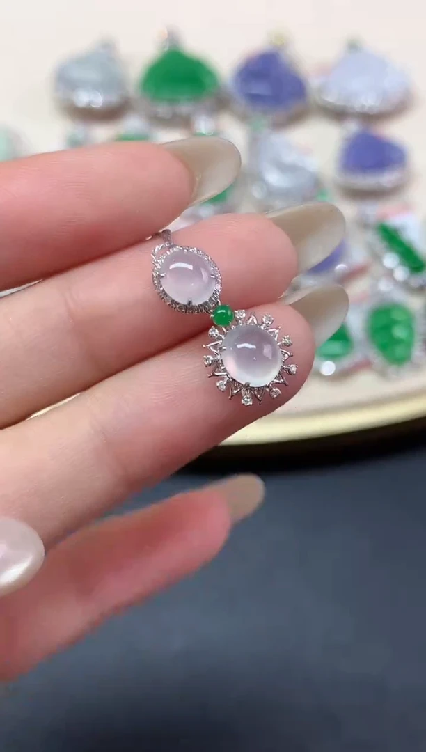 吊坠(不含链)18K金镶嵌翡翠吊坠(不含链)|1800多样性发其一