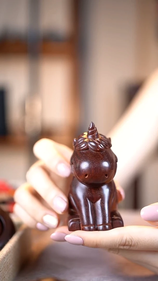 檀香紫檀（小叶紫檀）独角兽