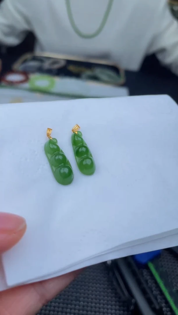 【闪购商品】定制和田玉18K金镶嵌天然和田玉多样性发其一