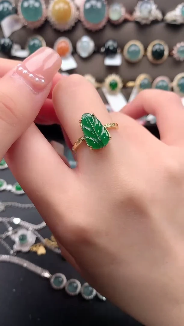 【闪购商品】翡翠戒指银S925镶嵌52141