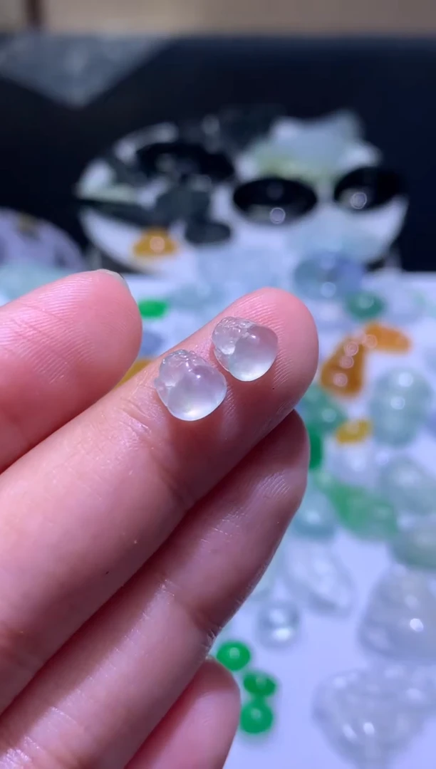 未镶嵌定制翡翠毛货
