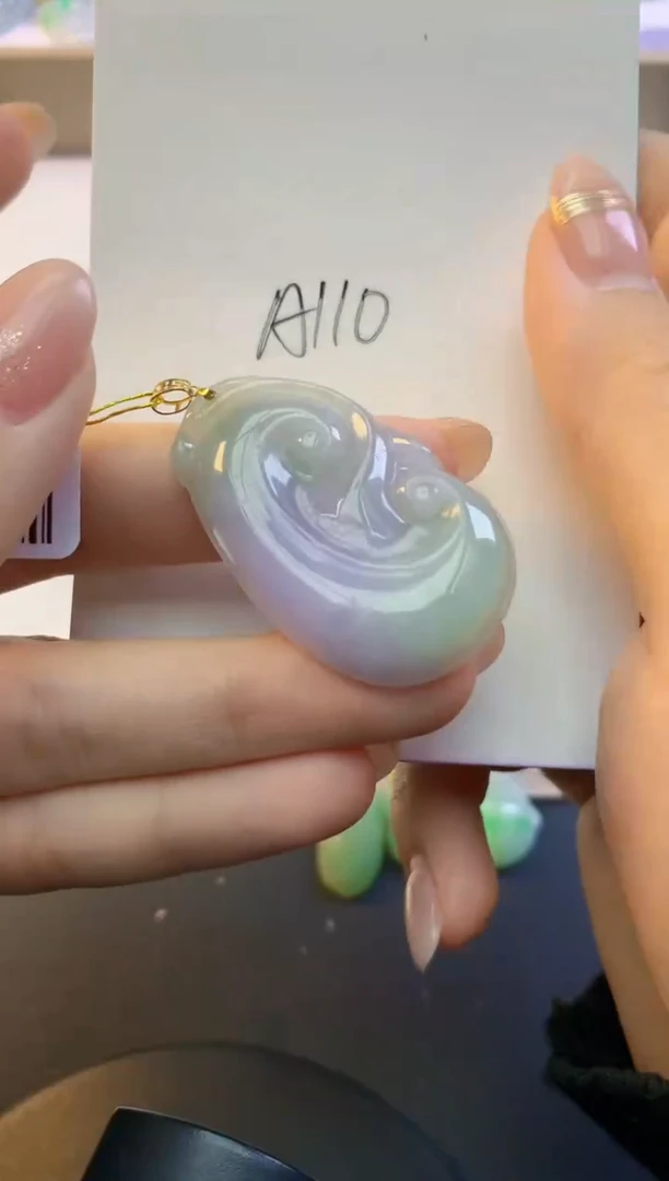 颈饰18K金镶嵌翡翠天然A货缅甸翡翠百元以上9元证书费自理