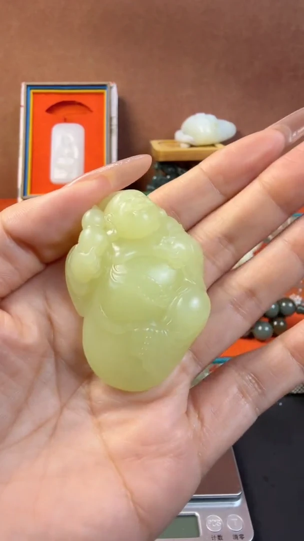 未镶嵌和田玉挂件和田玉