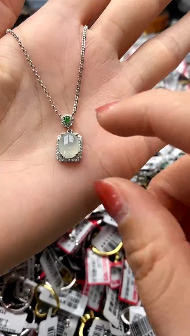 【闪购商品】翡翠戒指银S925镶嵌7777777    7