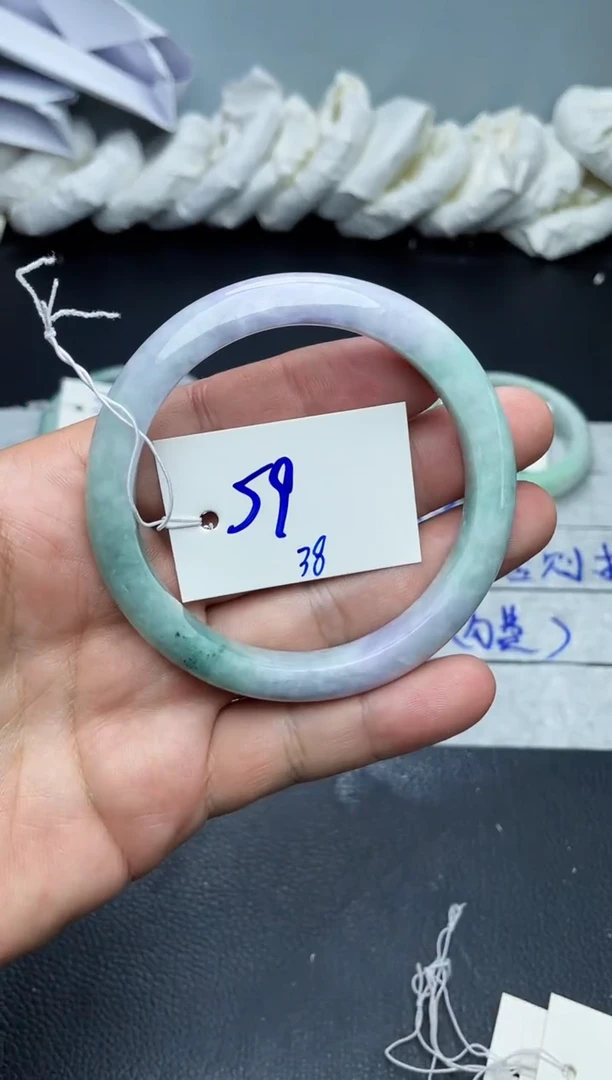 未镶嵌手镯翡翠38