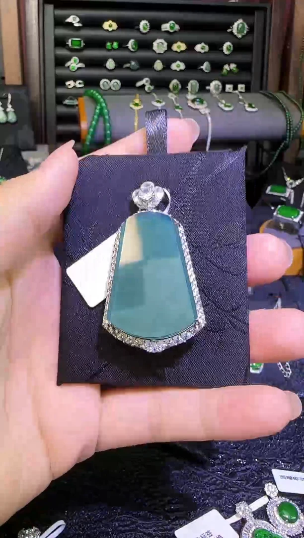 吊坠(不含链)未镶嵌翡翠天然翡翠A货 无事牌