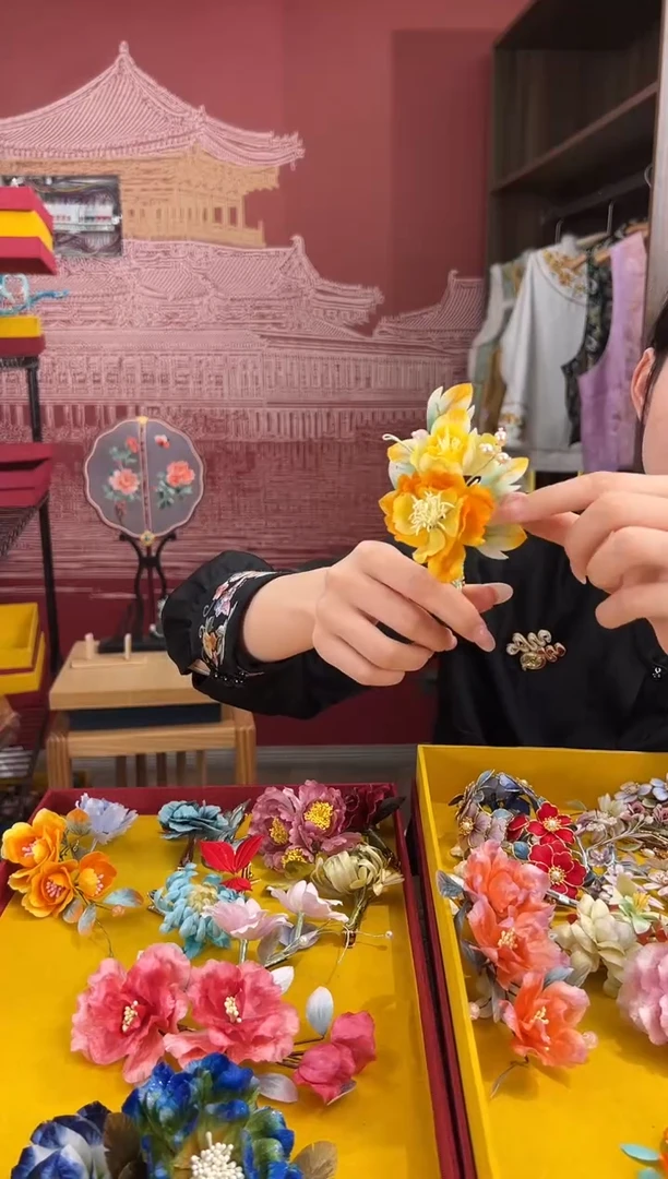 【闪购商品】刺绣非遗绒花（发饰）