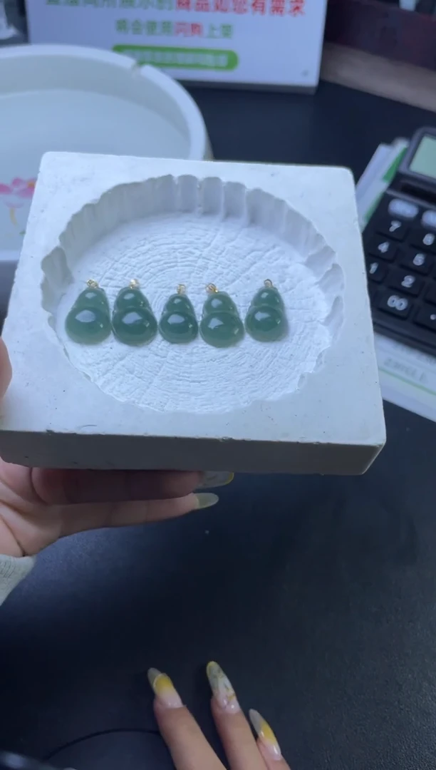 【闪购商品】翡翠吊坠(不含链)18K金镶嵌W500-2122526多样性发一