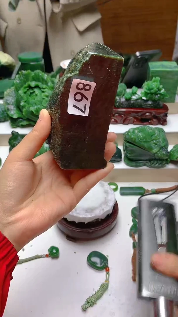 未镶嵌和田玉把件1
