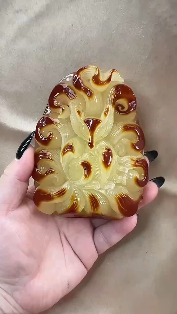 琥珀颈饰未镶嵌吊坠