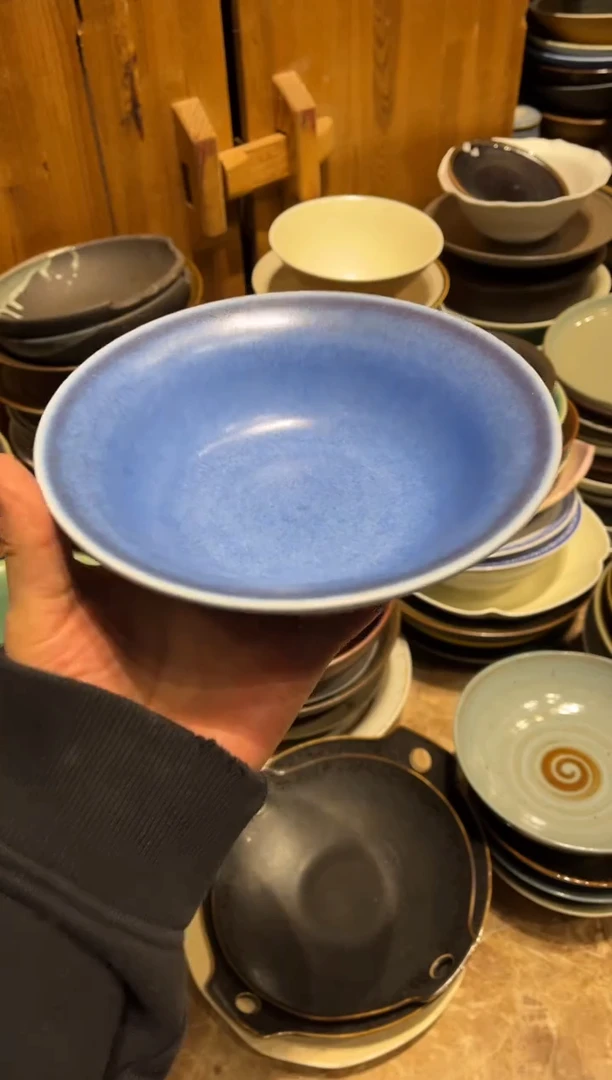 【闪购商品】瓷片667蓝色反边菜盘1个