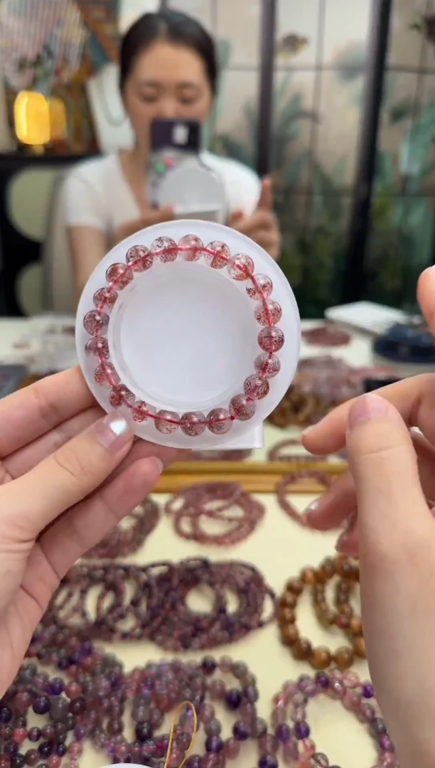 未镶嵌手串水晶金草莓9mm 多样性发一