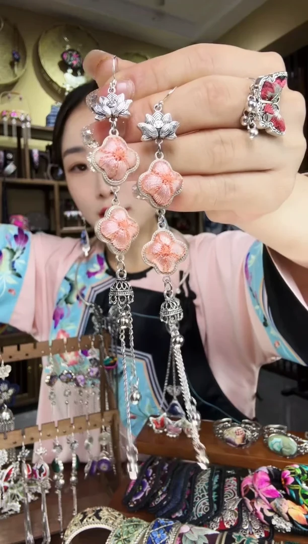 刺绣非遗刺绣民族风饰品