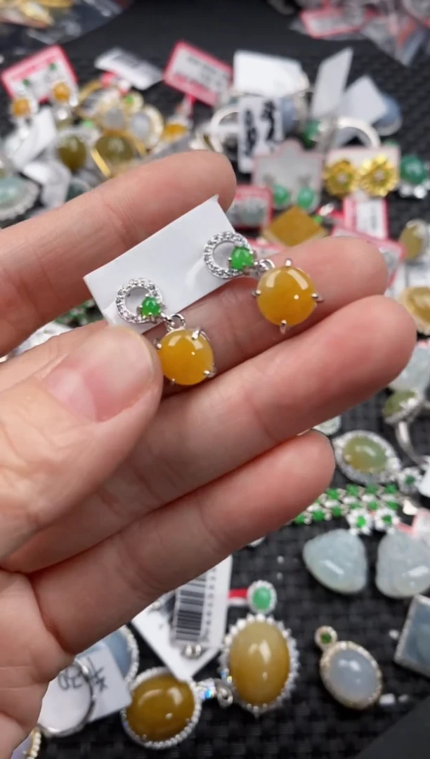 银S925镶嵌戒指翡翠留*12             9