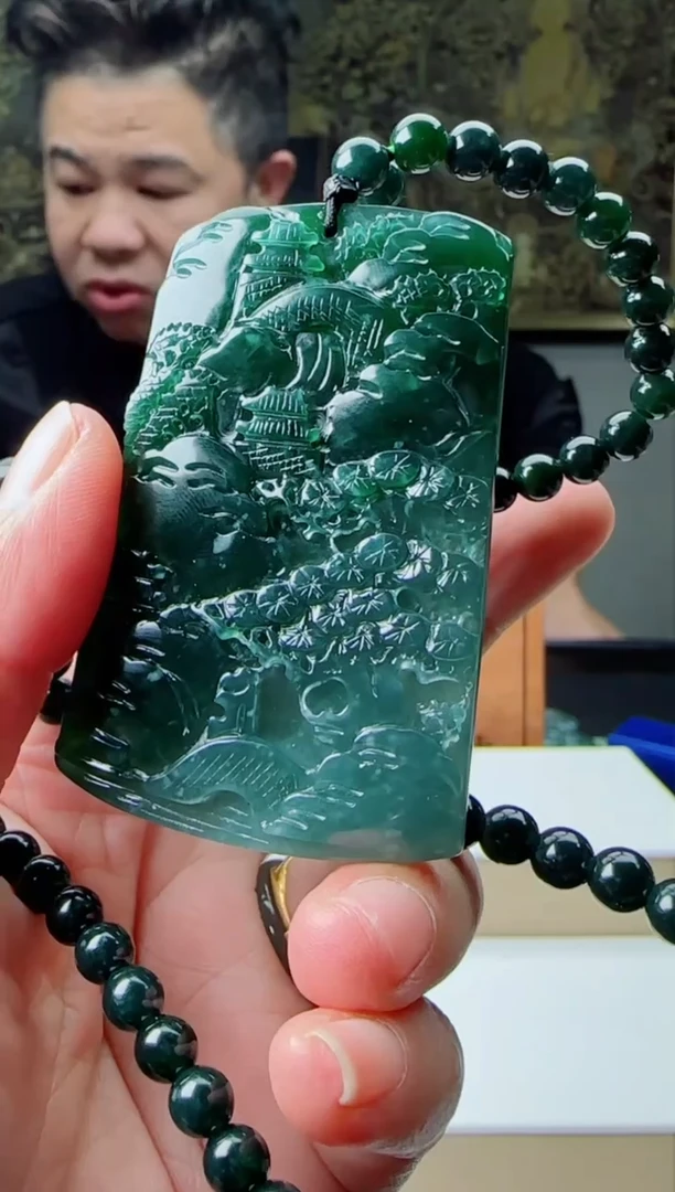 【闪购商品】翡翠颈饰未镶嵌11111111111