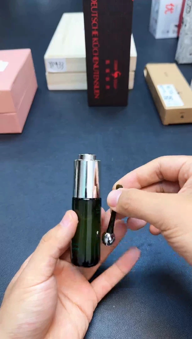 瓷片全新正品一件不留@@WR402