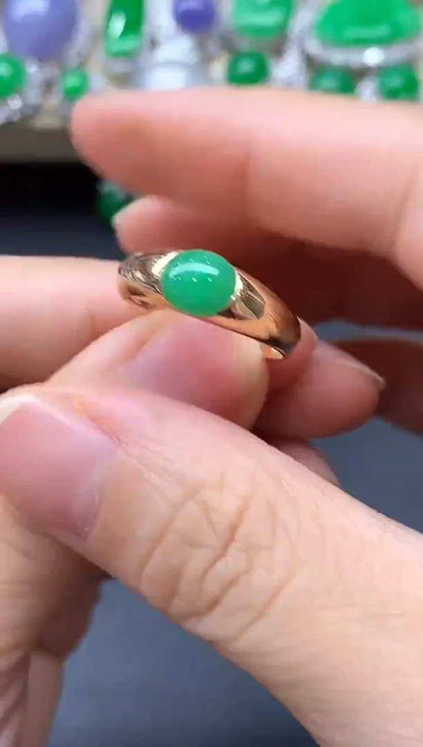 18K金镶嵌戒指翡翠447-中国好珍宝