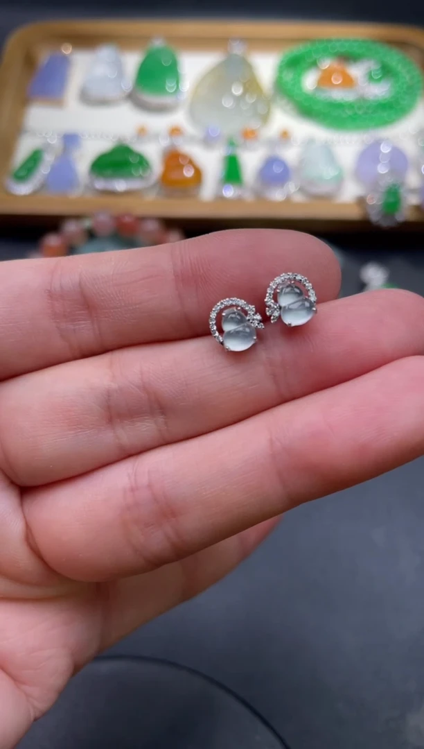 翡翠18K金镶嵌耳饰40.......