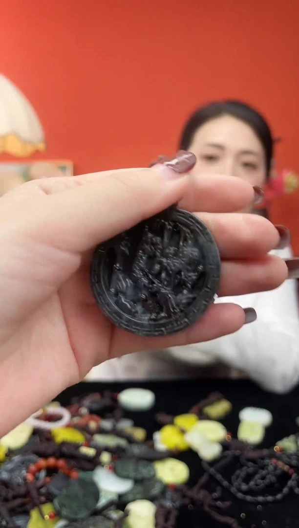 未镶嵌岫玉吊坠·