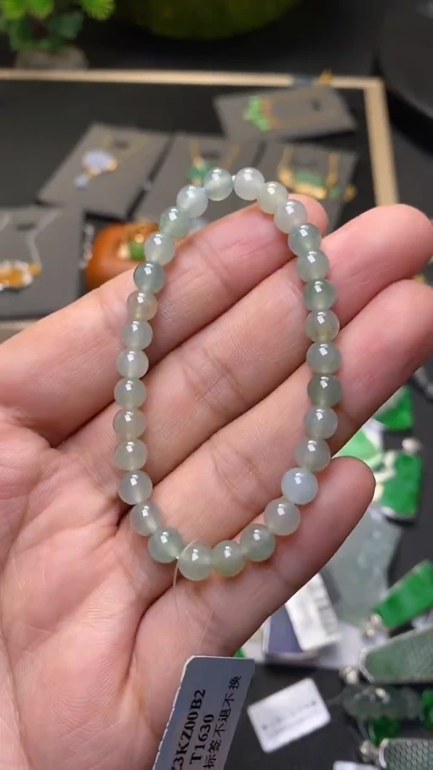 颈饰未镶嵌翡翠净货35471
