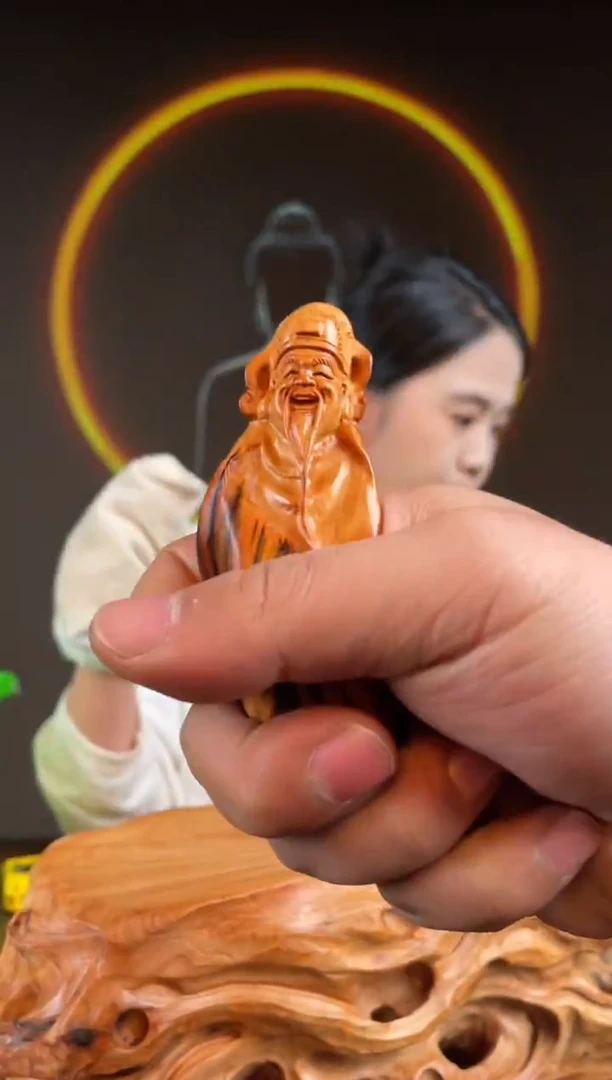 柏木（崖柏）手工摆件,先抢先得! 编号:306