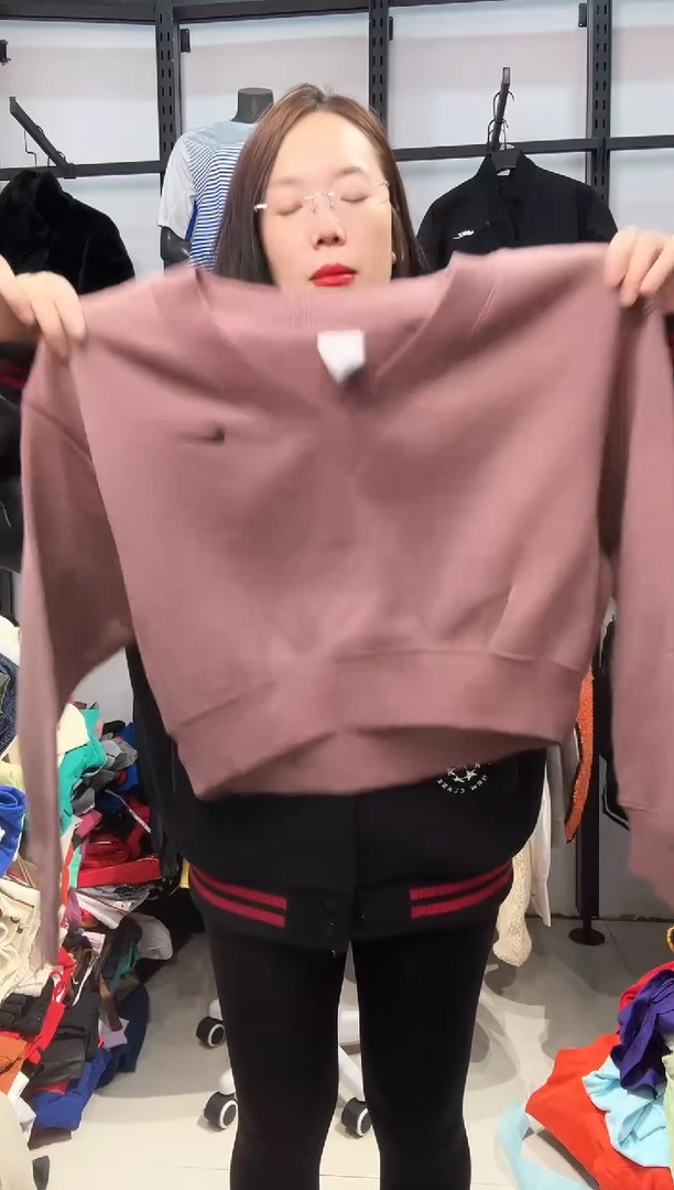 2471   编码  瑕疵直播间过款为准 尺码165 L