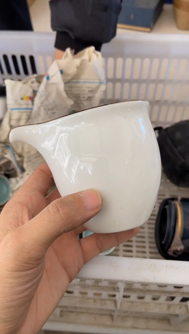 杯无运费险有瑕疵的摄影的产品有使用过的痕迹有点脏介意勿拍
