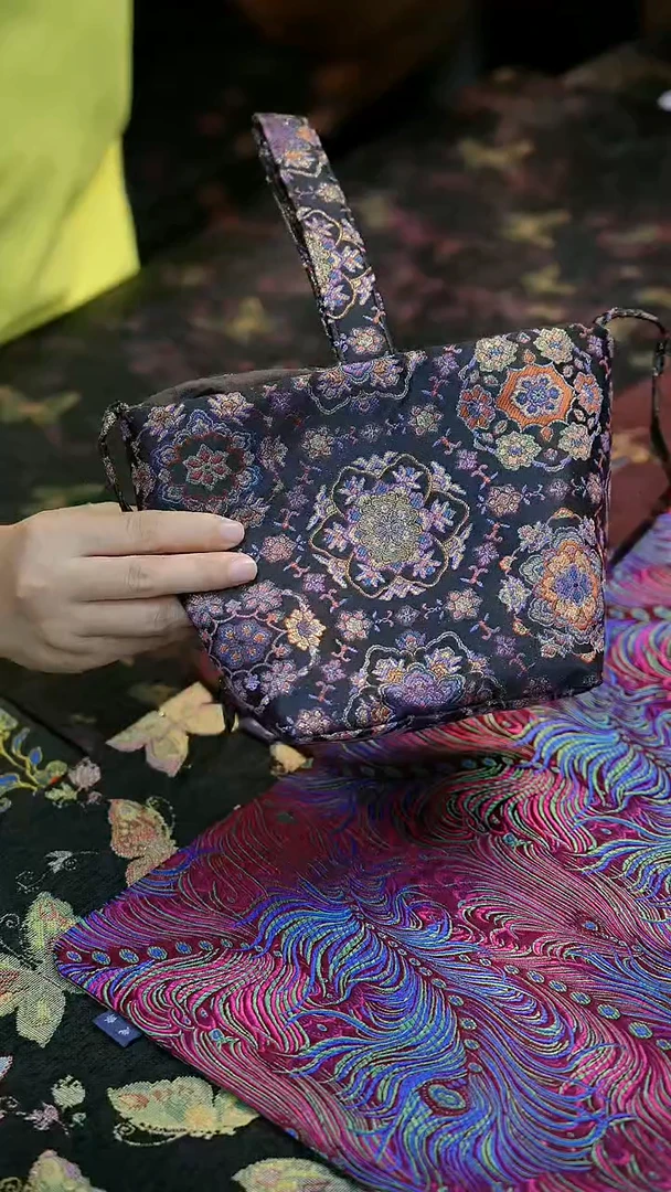 搬迁在即 茶席清仓中