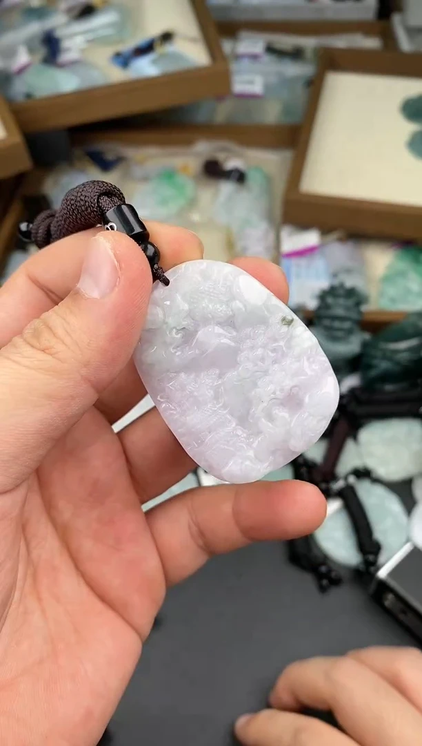 【闪购商品】翡翠颈饰未镶嵌  天然翡翠，一物一图