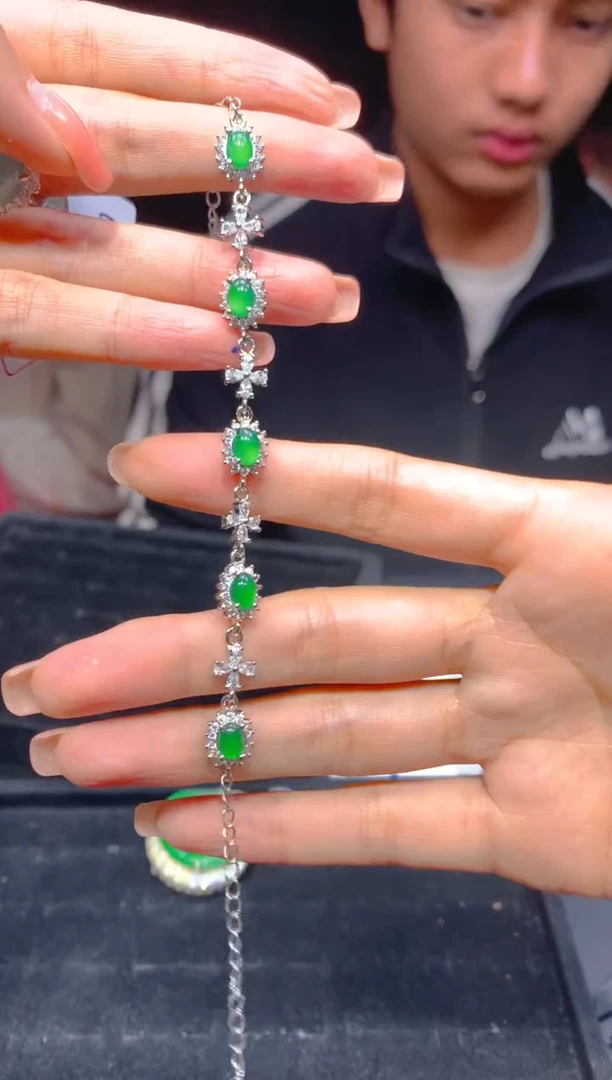 【闪购商品】定制翡翠未镶嵌125多样性发货（发其一）