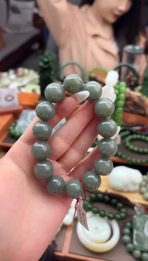 未镶嵌手串和田玉董小姐推荐 多样性发货 拍一发一byydq15