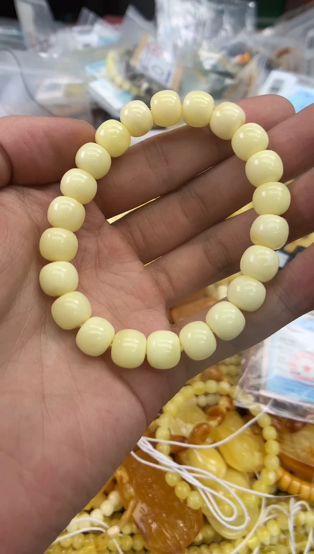 裸石蜜蜡未镶嵌手串