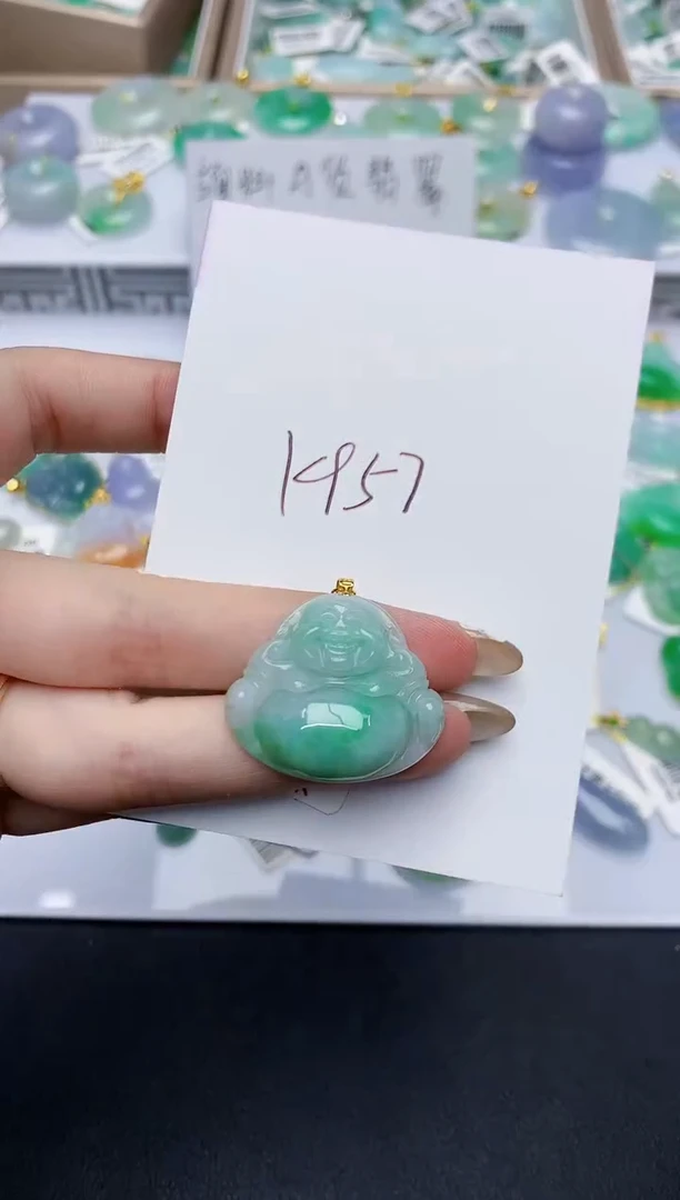 翡翠18K金镶嵌颈饰天然缅甸A货翡翠