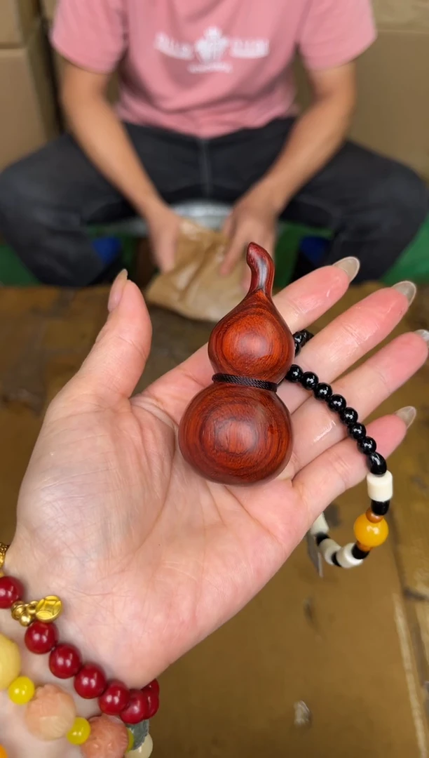 尚品精品手串《无礼盒》