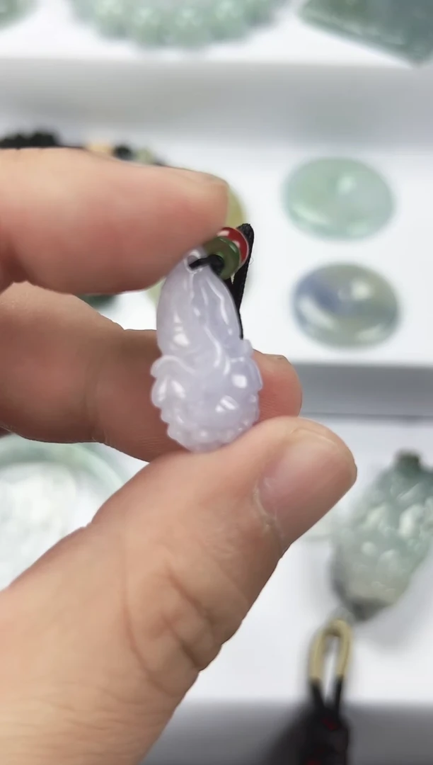 颈饰未镶嵌翡翠天然缅缅甸A货翡翠