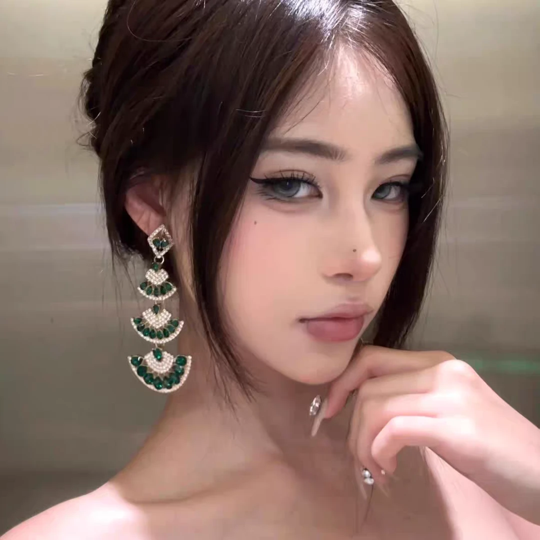 合金仿水晶耳饰 耳饰银针镶钻绿色耳环女耳坠轻奢高级感耳饰夸张