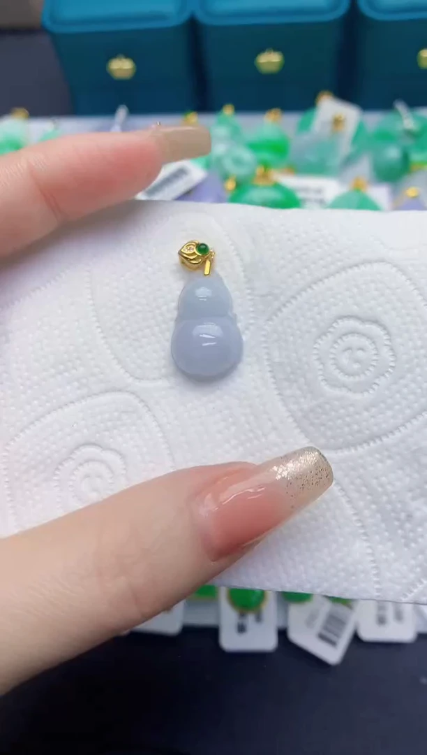 颈饰未镶嵌翡翠缅甸天然翡翠A货